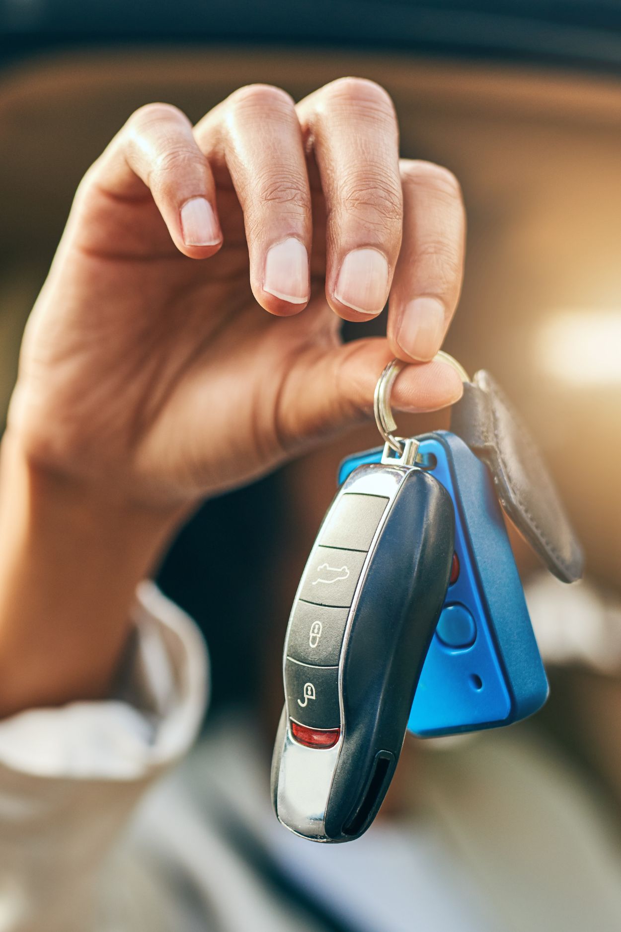 Lone Star Key Master – Auto locksmith in Houston, TX, offering key replacement and programming services for all car models.